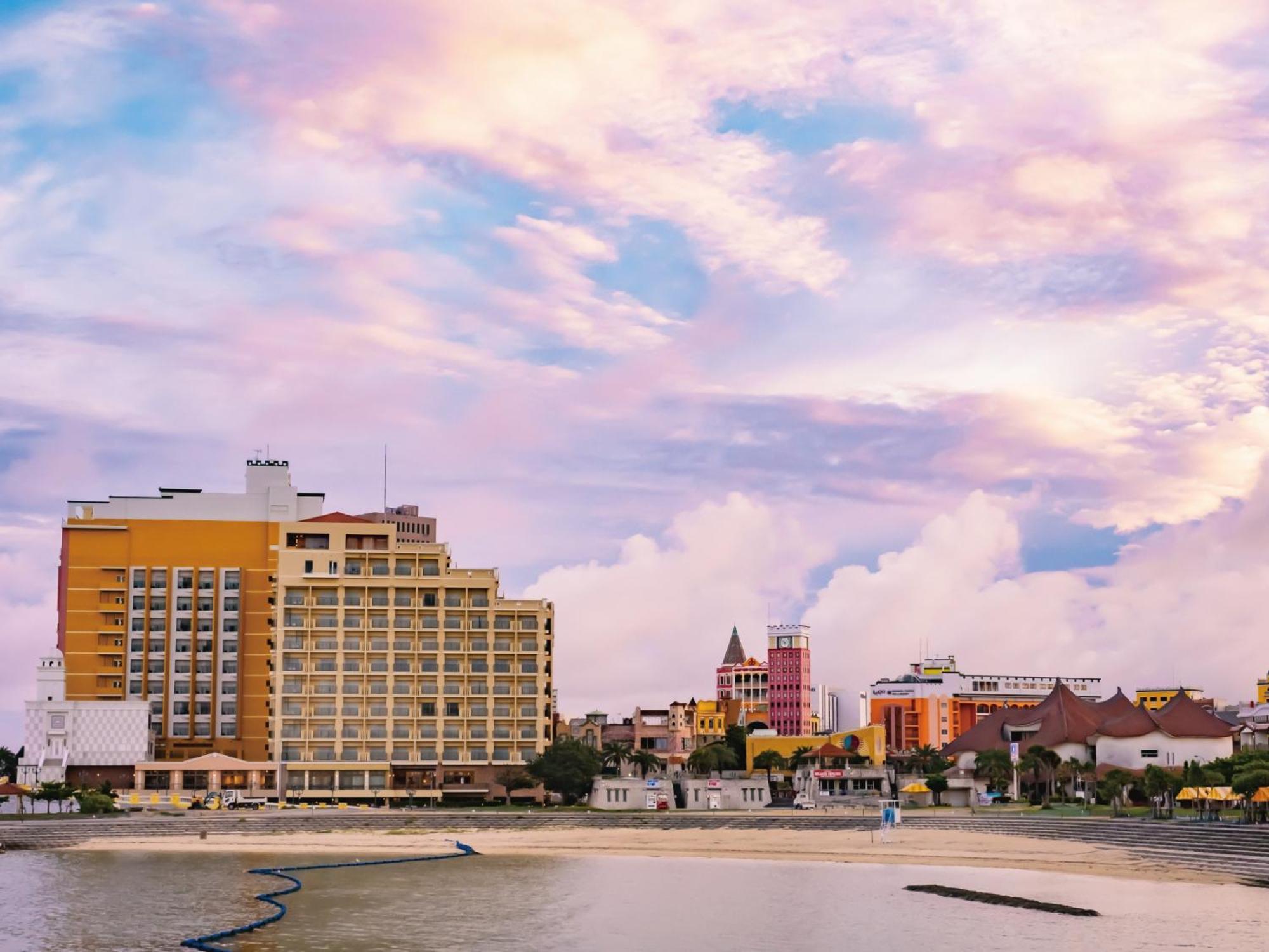 Sunset Resort Mihama -Seven Hotels And Resorts- Chatan Esterno foto